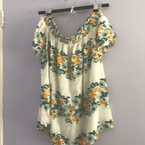 Old navy off the shoulder blouse